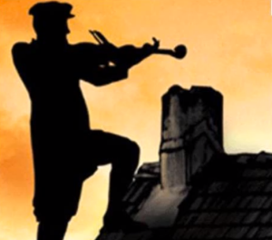 Fiddler on the Roof silhouette screen capture